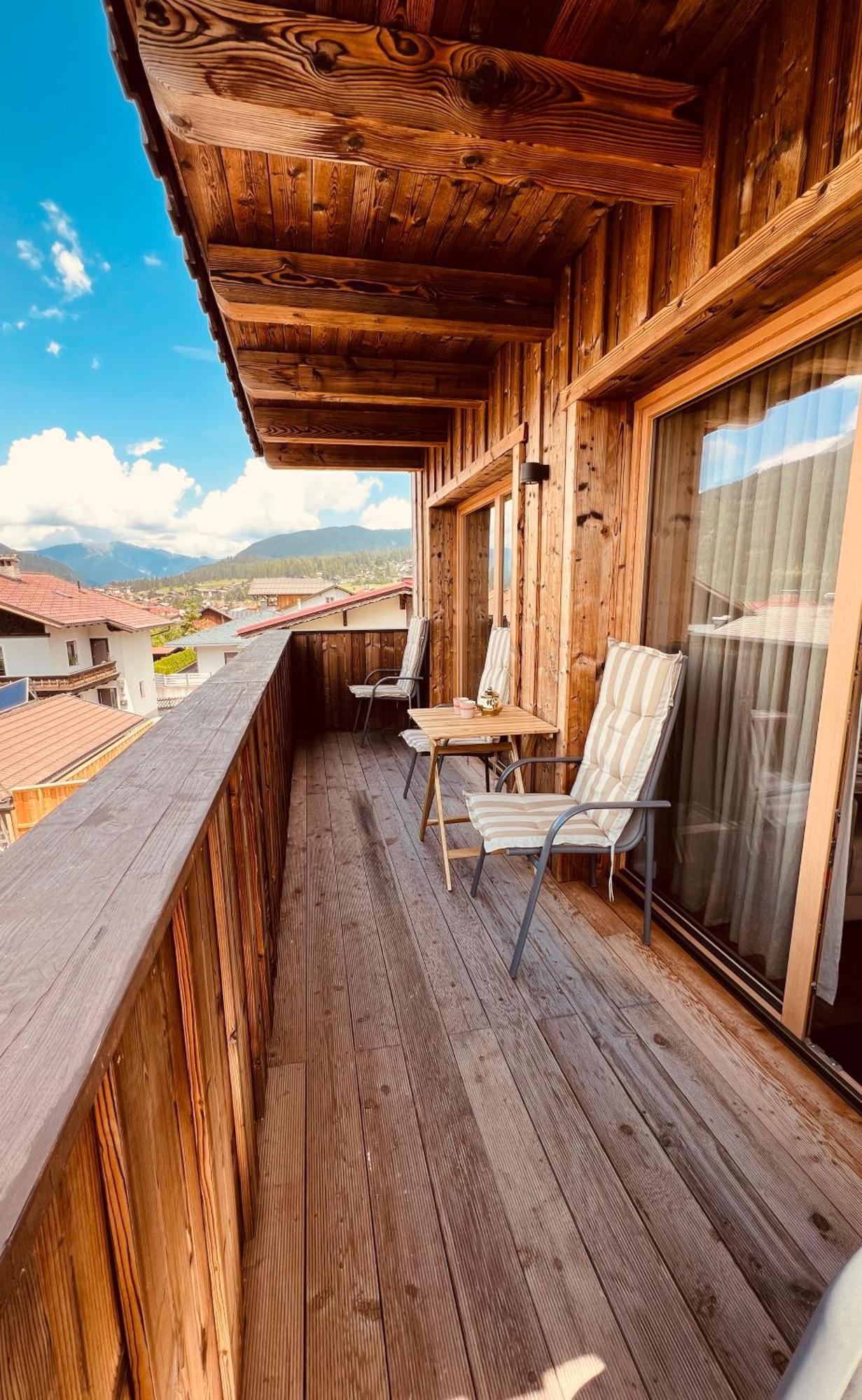 Chic Lodge-Apartments Ehrwald Ngoại thất bức ảnh